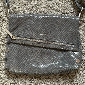 Hammitt VIP Medium skyline snake/Brushed silver